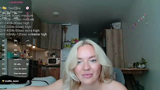 Snapshot of Eva___forever chatting on 06-26-26, 05:56 Eva forever online show from 06-26-26, 05:56