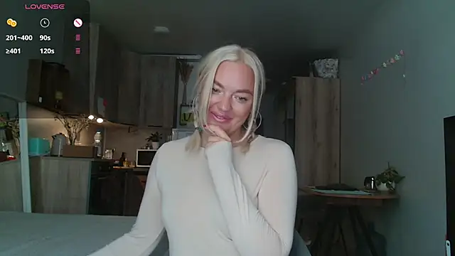 Snapshot of Eva___forever chatting on 07-03-26, 04:19 Eva forever online show from 07-03-26, 04:19