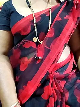 Snapshot of tamiltady chatting on 09-08-25, 05:12 tamiltady online show from 09-08-25, 05:12