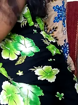 Snapshot of tamiltady chatting on 09-11-25, 09:42 tamiltady online show from 09-11-25, 09:42