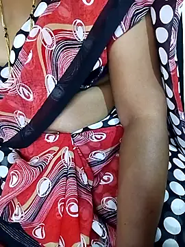 Snapshot of tamiltady chatting on 09-11-25, 09:48 tamiltady online show from 09-11-25, 09:48