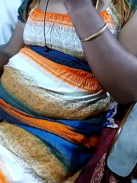 Snapshot of tamiltady chatting on 10-11-25, 06:01 tamiltady online show from 10-11-25, 06:01