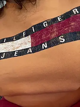 w3tkittty online show from 02-12-26, 06:36