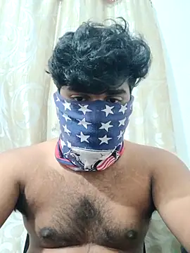 Snapshot of UrbanUtopia chatting on 10-27-25, 06:01 UrbanUtopia online show from 10-27-25, 06:01