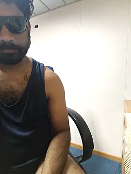 Snapshot of UrbanUtopia chatting on 03-04-26, 12:49 UrbanUtopia online show from 03-04-26, 12:49