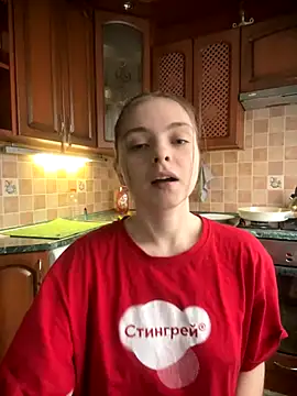 Snapshot of marshmallowee chatting on 12-05-25, 12:03 marshmallowee online show from 12-05-25, 12:03