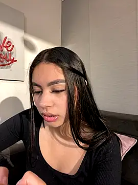 Cristina pinkk online show from 10-23-25, 03:50