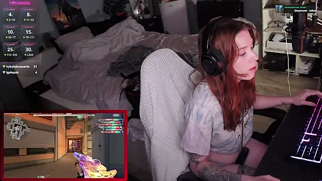 Horny Makima online show from 10-25-25, 10:45