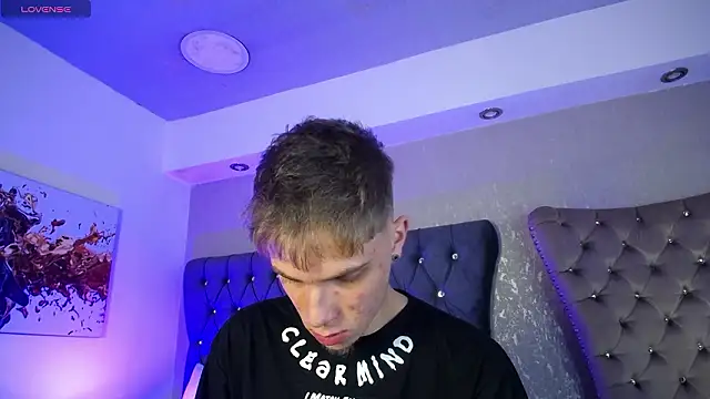 Robbin Blaze online show from 03-12-26, 05:02