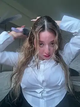 Baby  Otaku online show from 02-10-26, 10:58