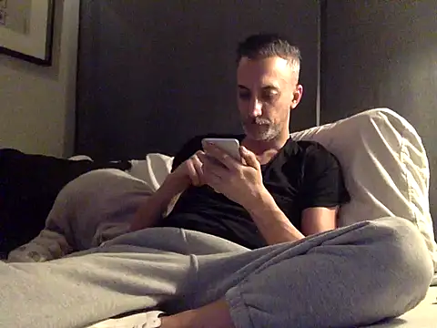 who am i x404 online show from 01-06-26, 08:01