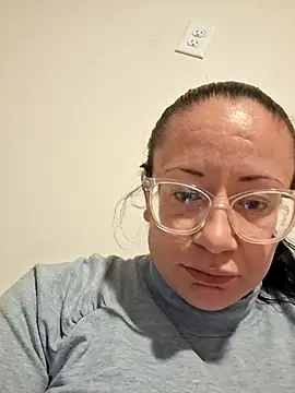 Snapshot of kinkikatie69 chatting on 06-17-26, 07:15 kinkikatie69 online show from 06-17-26, 07:15