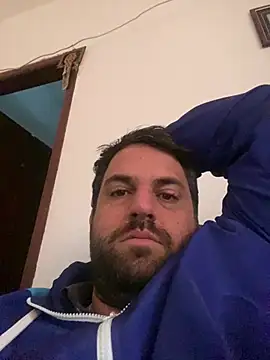 Snapshot of Garotofran chatting on 06-24-26, 03:44 Garotofran online show from 06-24-26, 03:44