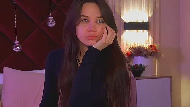 StacyHarland online show from 12-22-25, 04:42