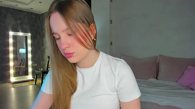 Candy Cansew online show from 03-13-26, 01:12