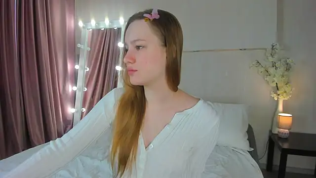 Candy Cansew online show from 05-11-26, 01:11