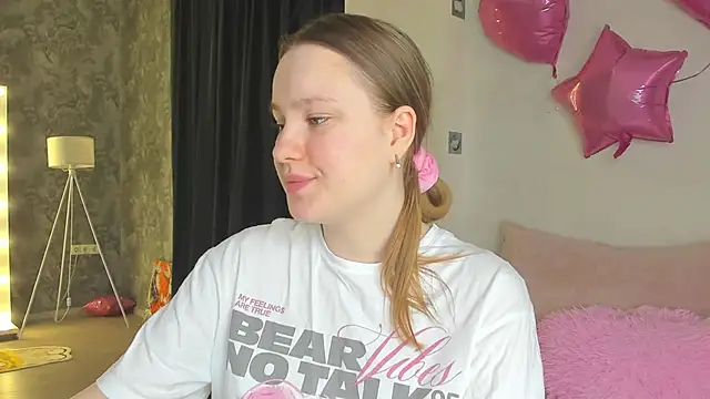 Candy Cansew online show from 06-06-26, 12:38