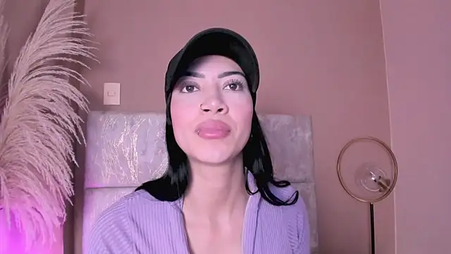 Snapshot of AbbieJoness_ chatting on 06-03-26, 02:33 AbbieJoness online show from 06-03-26, 02:33