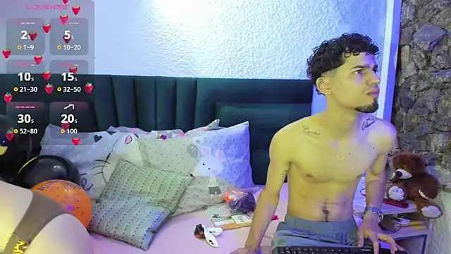 JennMuriel  online show from 10-26-25, 01:06