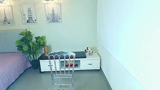 Snapshot of _Victoria_Collins chatting on 09-20-25, 11:00 Victoria Collins online show from 09-20-25, 11:00