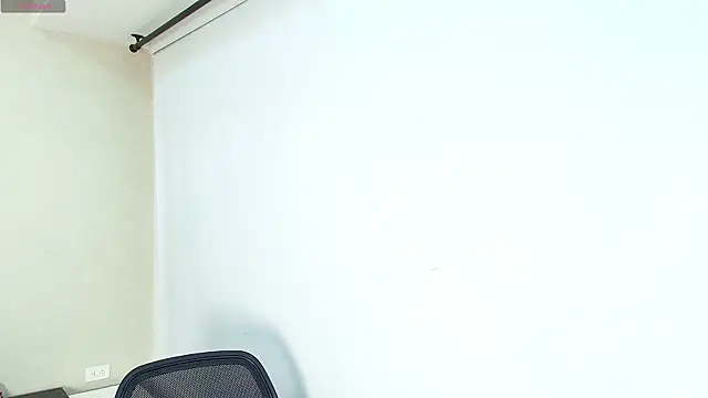 Snapshot of _Victoria_Collins chatting on 11-13-25, 10:47 Victoria Collins online show from 11-13-25, 10:47