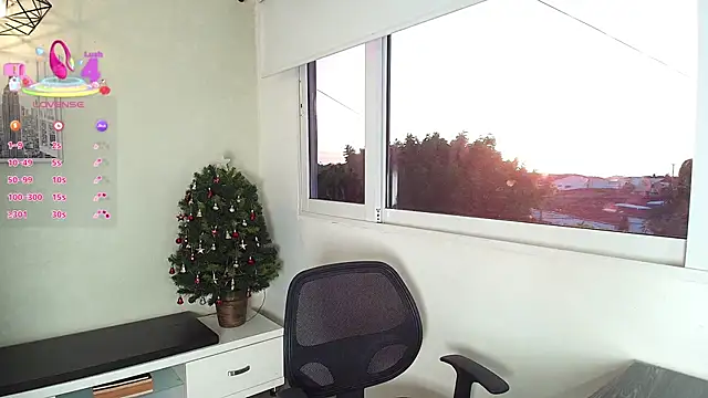 Snapshot of _Victoria_Collins chatting on 11-26-25, 11:11 Victoria Collins online show from 11-26-25, 11:11