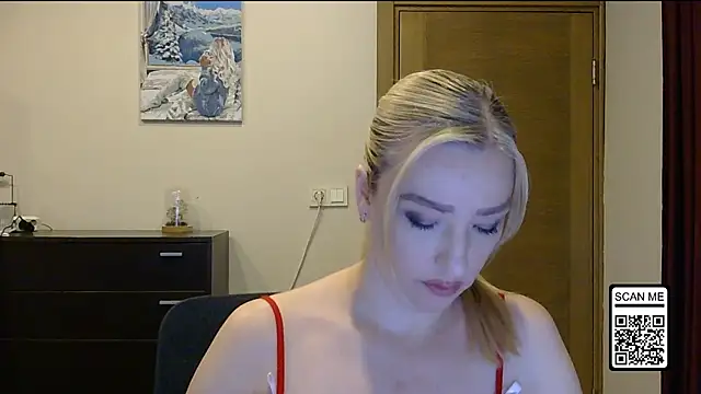 Wild Silk Desire online show from 10-26-25, 02:34