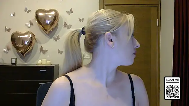 Snapshot of Wild_Silk_Desire chatting on 05-16-26, 06:07 Wild Silk Desire online show from 05-16-26, 06:07