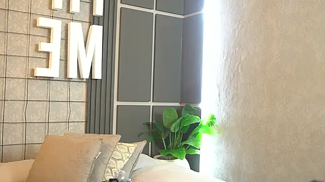 Susan wall online show from 09-12-25, 12:38