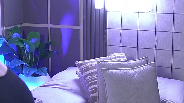 Susan wall online show from 10-06-25, 12:57