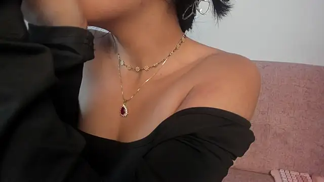 Victoriaa2 Doll online show from 11-28-25, 12:19