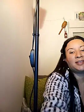 hotCOUPLEPETRA online show from 01-05-26, 10:57