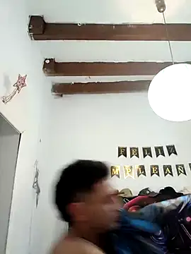 hotCOUPLEPETRA online show from 04-12-26, 06:02