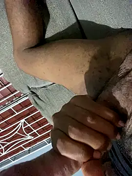 simp699999 online show from 10-05-25, 09:18