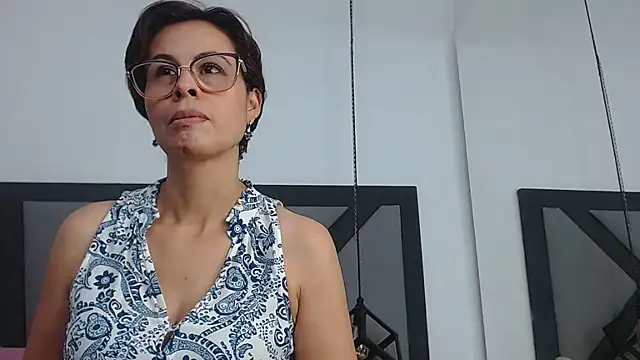 amanda ramirez online show from 07-29-26, 10:30