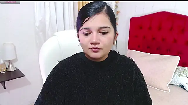 mia traveluxe online show from 09-10-25, 02:22