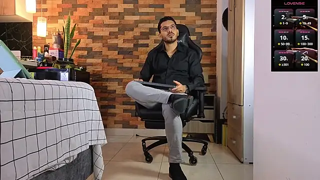 samuelcoopeer online show from 04-23-26, 06:54