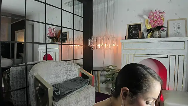 floraginette online show from 01-13-26, 11:10