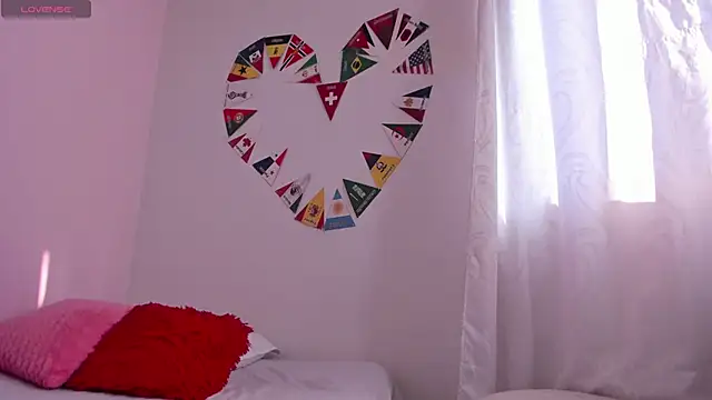 Ameliacooley online show from 06-11-26, 12:36