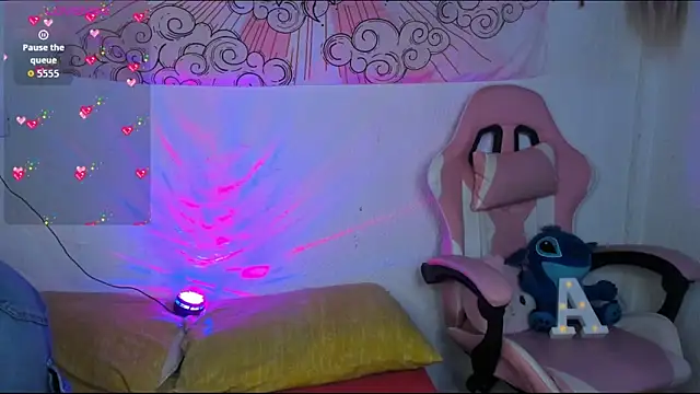 abbie jensen  online show from 03-18-26, 04:04