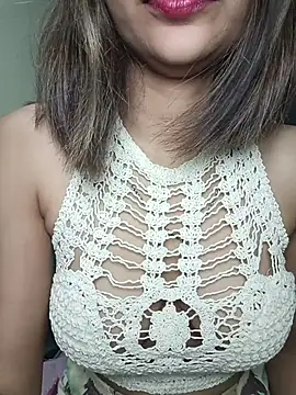 Snapshot of Isha_Sax chatting on 11-21-25, 07:51 Isha Sax online show from 11-21-25, 07:51