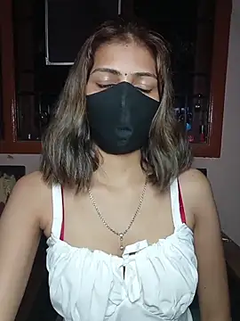 Snapshot of Isha_Sax chatting on 11-24-25, 07:02 Isha Sax online show from 11-24-25, 07:02