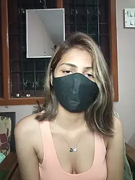 Snapshot of Isha_Sax chatting on 12-17-25, 07:20 Isha Sax online show from 12-17-25, 07:20