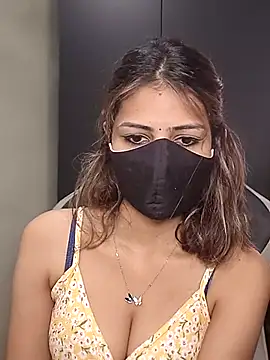 Snapshot of Isha_Sax chatting on 02-15-26, 07:51 Isha Sax online show from 02-15-26, 07:51