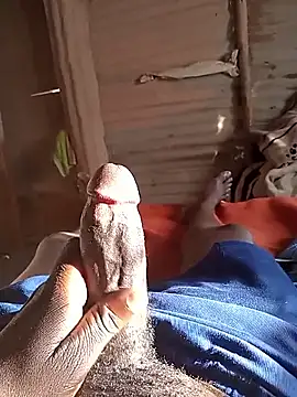 Snapshot of paptsimo chatting on 10-24-25, 03:19 paptsimo online show from 10-24-25, 03:19