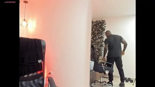 MarcusBlack  online show from 04-23-26, 12:29