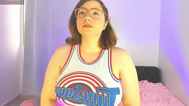 lizy portman online show from 04-15-26, 10:32