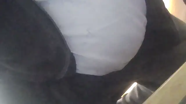 latexsub75 online show from 11-11-25, 02:22