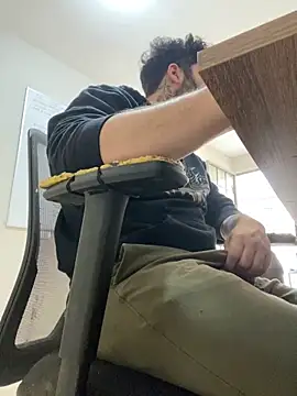 uto857 online show from 11-26-25, 03:57