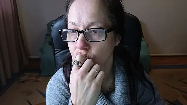 Ronda Roni online show from 01-12-26, 06:51